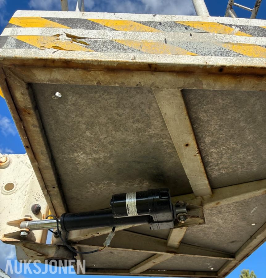 2013 Dexter 15Z Lift 15Z
