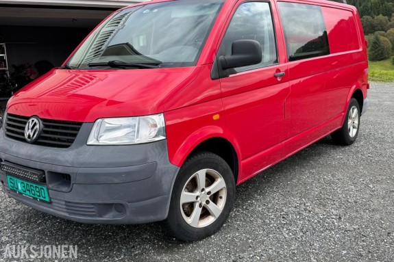 2007 Volkswagen Transporter 2.5 131hk 4MOTION LANG UTGAVE LEDBAR EU OK 09.2028 LAV KM   149809km