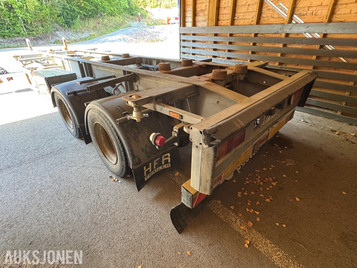2015 HFR PM 24 3-AKSLET SLEPVOGN 28 TONN