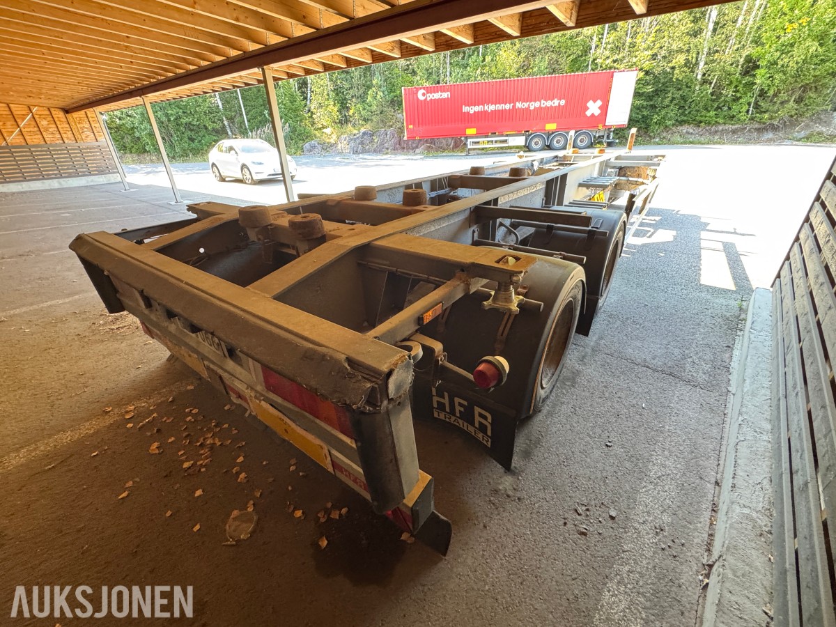 2015 HFR PM 24 3-AKSLET SLEPVOGN 28 TONN