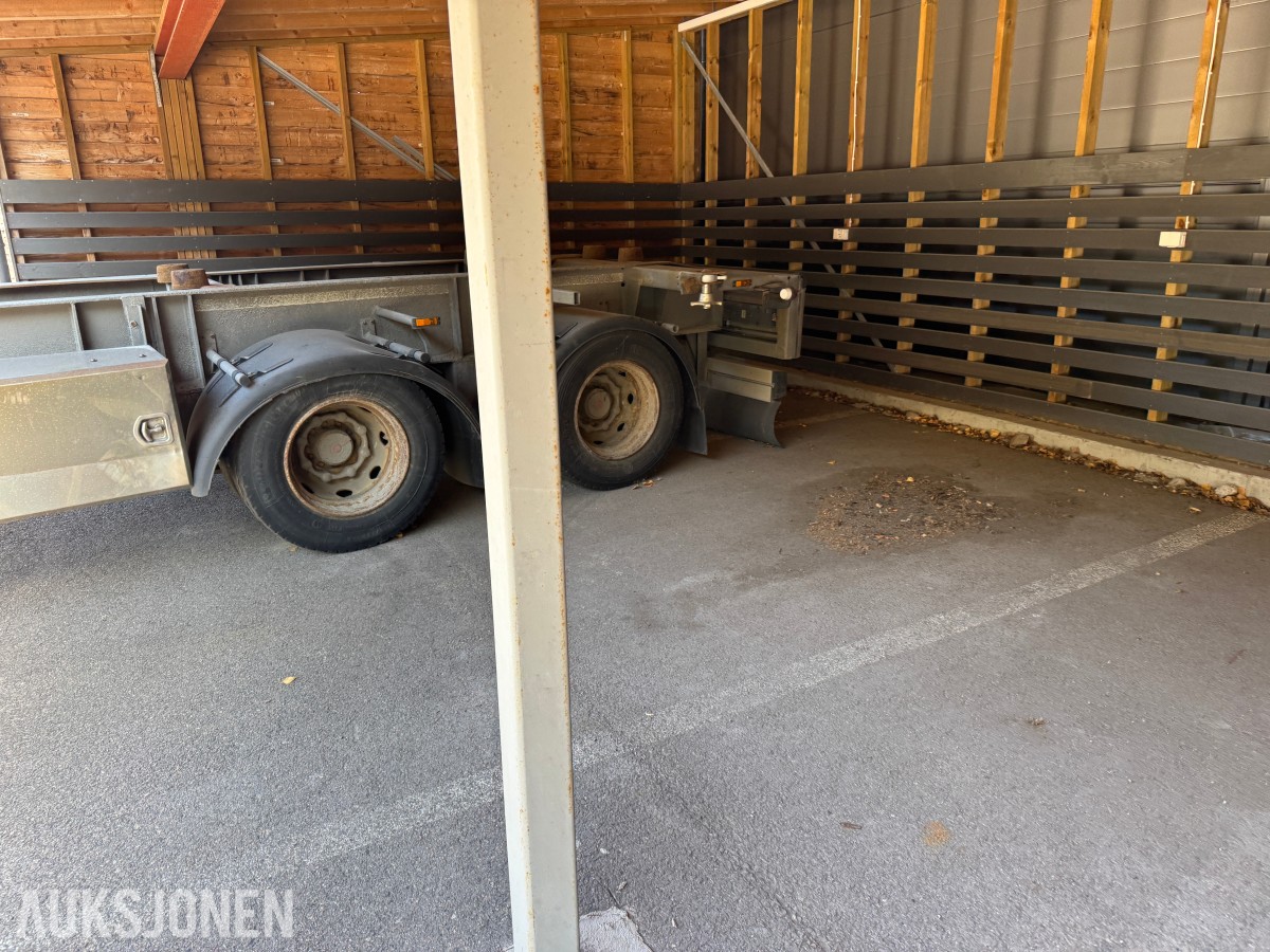 2015 HFR PM 24 3-AKSLET SLEPVOGN 28 TONN