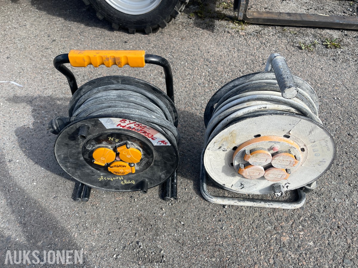 Div verktøy og utstyr selges samlet 