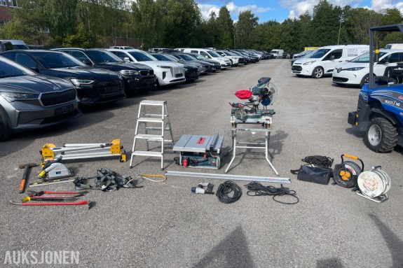 Div verktøy og utstyr selges samlet 