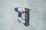 4 stk Basso trykkluft spiker og krampepistoler
