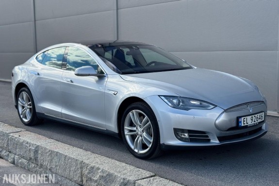 2016 Tesla Model S 85D AWD / FREE SUPERCHARGING / GRATIS SUPERLADING / EU OK 04.28