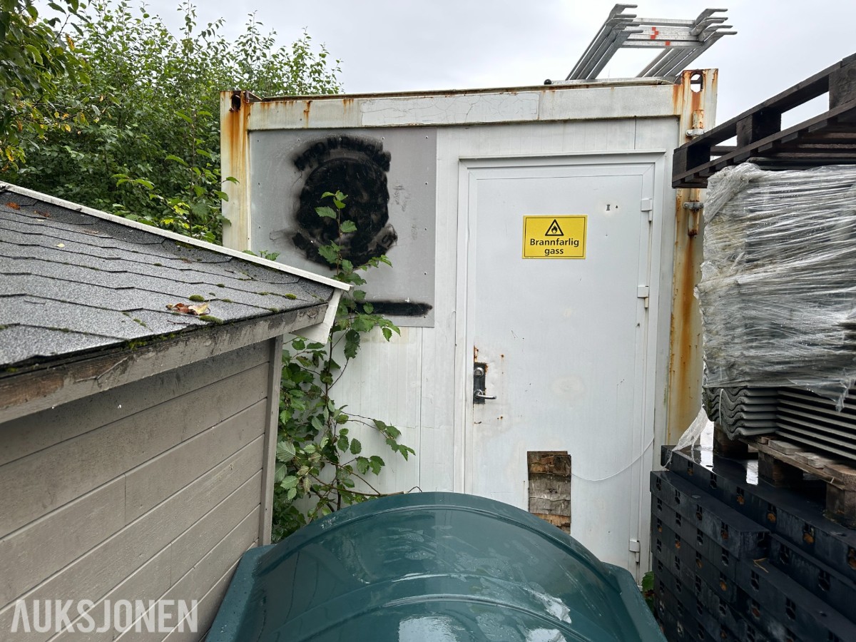 A1 Containerbrakke | Ca. 3 x 2,5 m | Kontor/garderobe