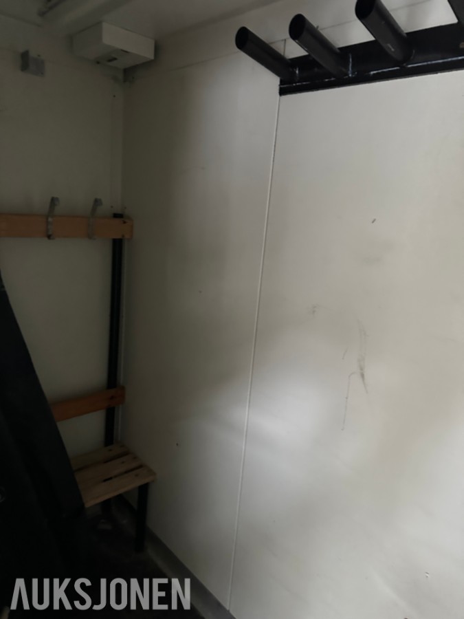 A1 Containerbrakke | Ca. 3 x 2,5 m | Kontor/garderobe
