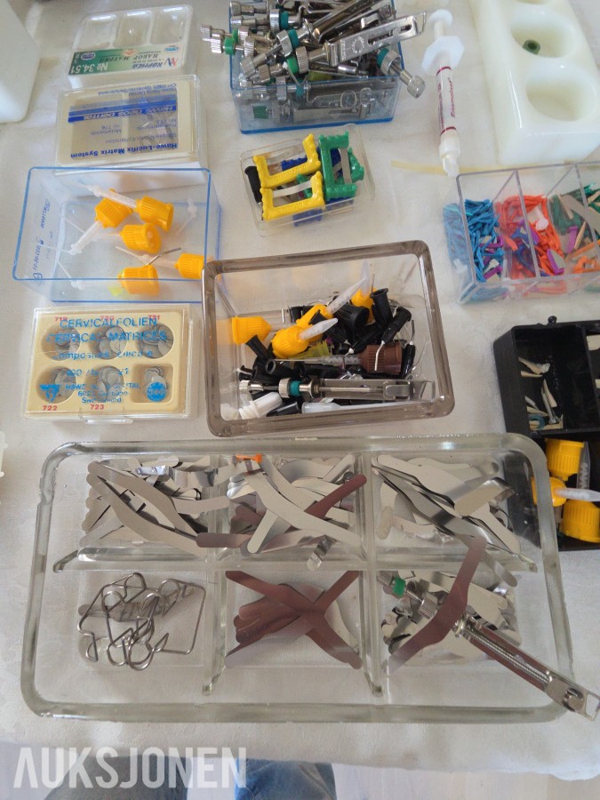 Dentalutstyr og forbruksmateriell – EMS AIR-FLOW, matrisesystemer og poleringsutstyr