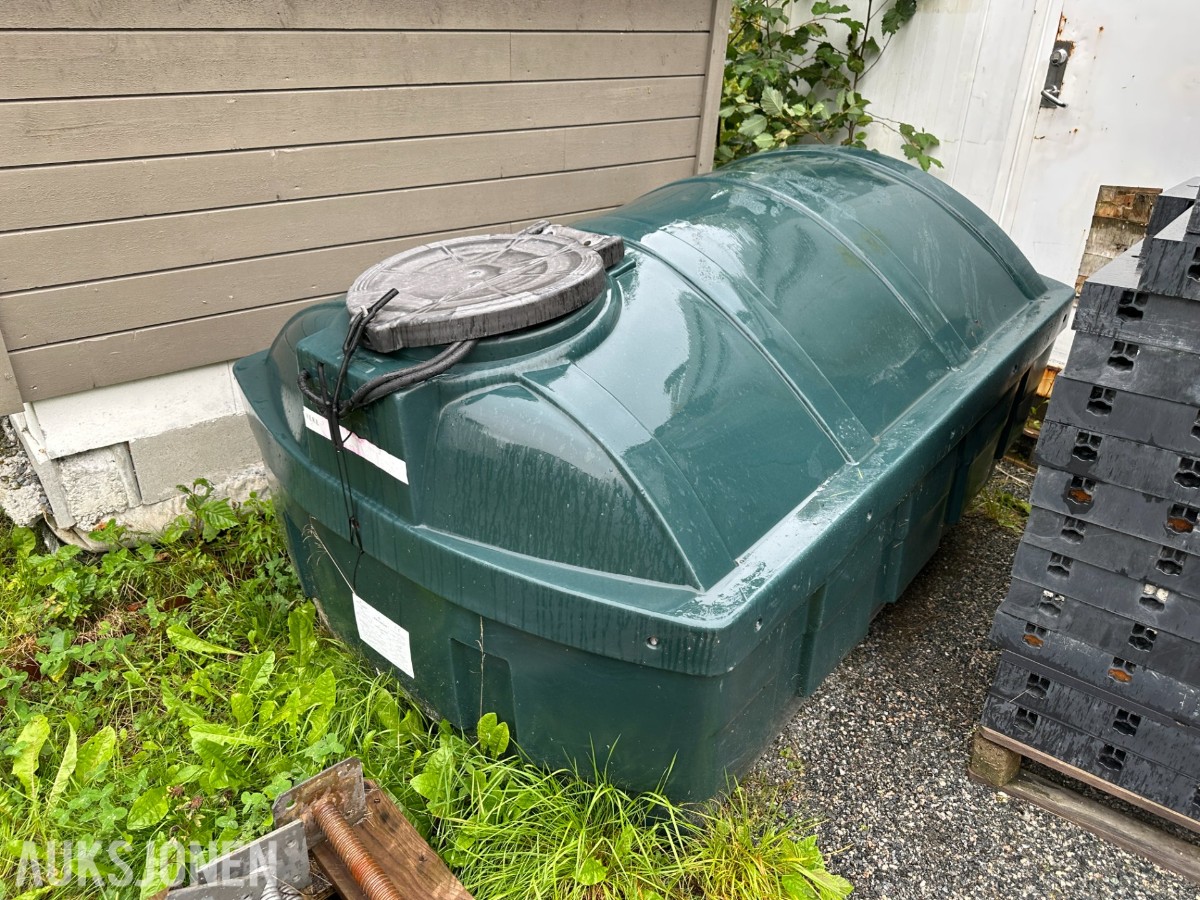 Dieseltank i plast SpillStop overfyllingsvern | Påfyllingssystem