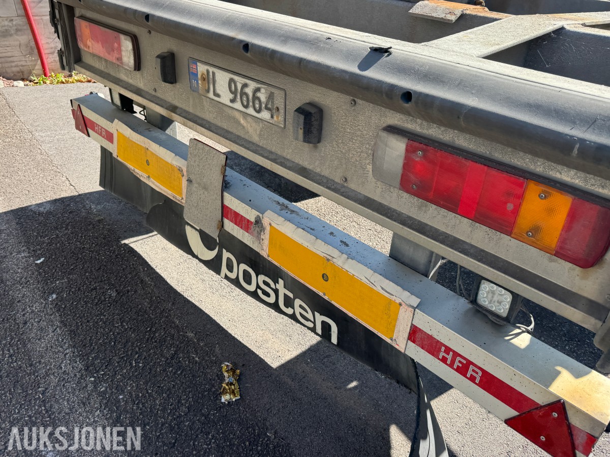 2016 HFR 3 axle centralax trailer, 3-akslet containerhenger, luftfjæring