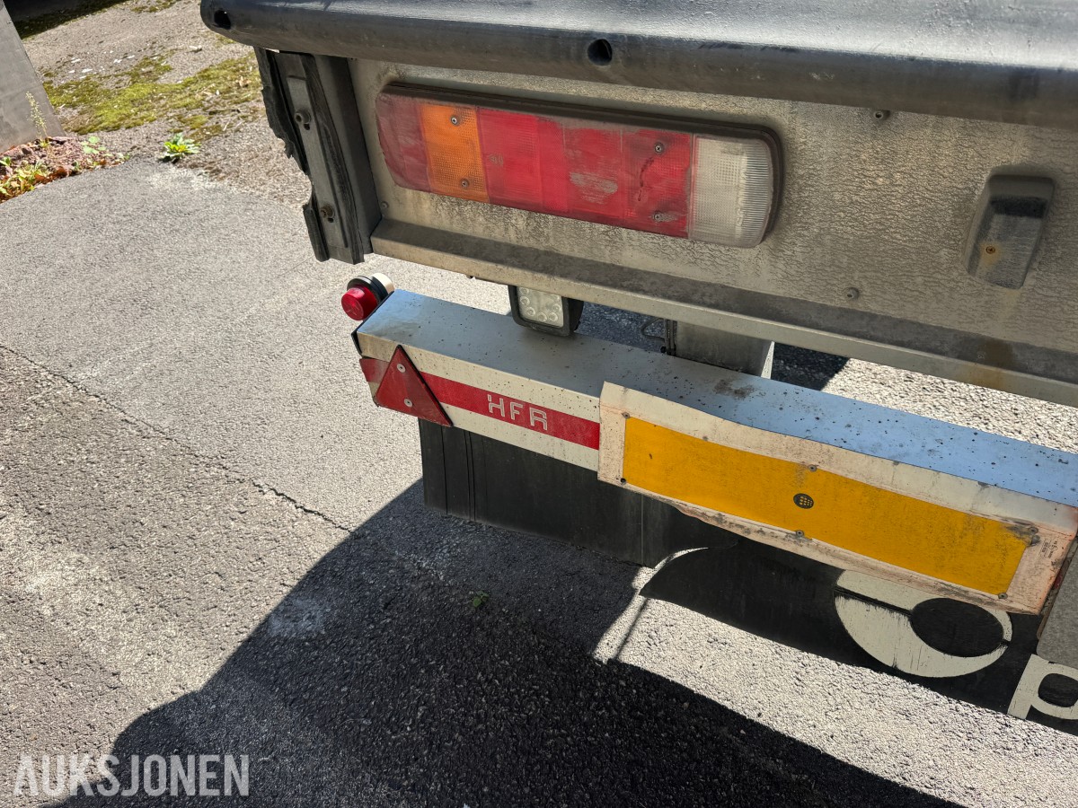 2016 HFR 3 axle centralax trailer, 3-akslet containerhenger, luftfjæring
