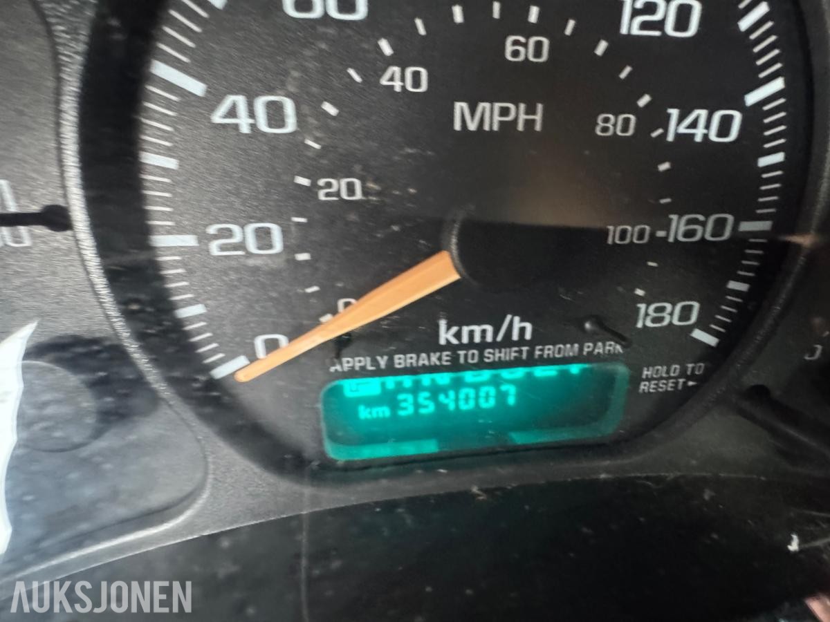 2002 Chevrolet Silverado 6.6 Duramax 4X4 / EU-ok / 354007km