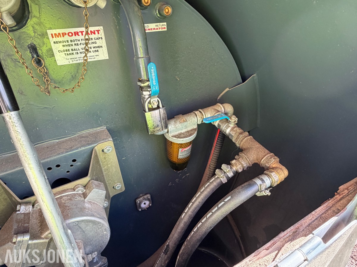 Fuel Proof 3000 liters dieseltank / med pumpeutstyr – 2017
