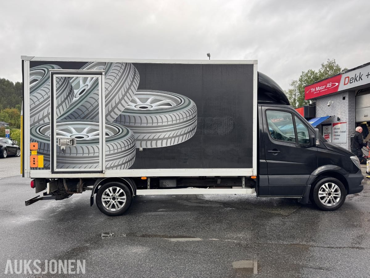 2016 Mercedes-Benz Sprinter 316 CDI/43 skapbil med bakløfter / EU-ok / 286608km