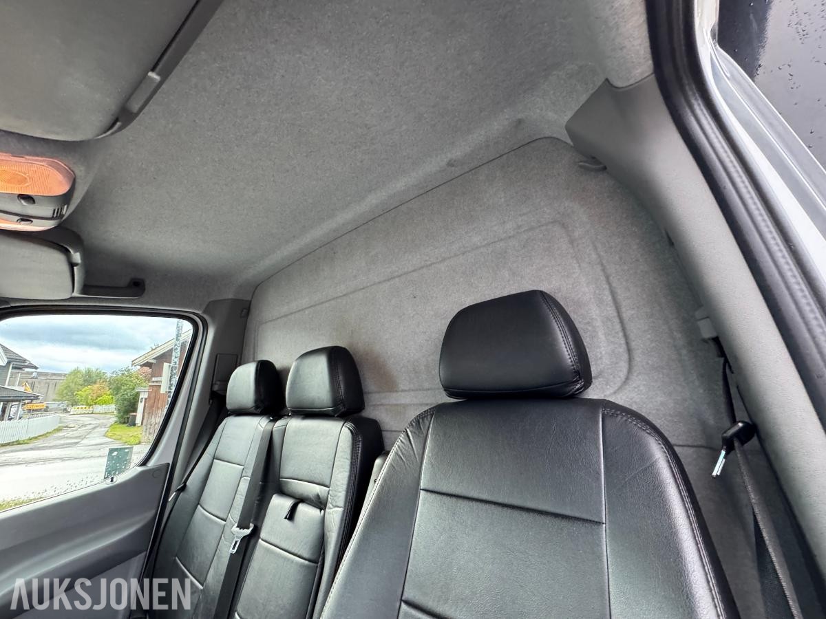 2016 Mercedes-Benz Sprinter 316 CDI/43 skapbil med bakløfter / EU-ok / 286608km