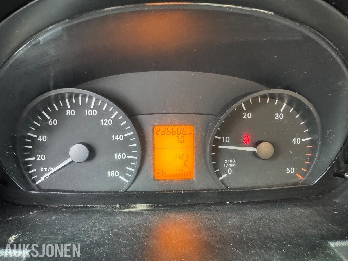 2016 Mercedes-Benz Sprinter 316 CDI/43 skapbil med bakløfter / EU-ok / 286608km