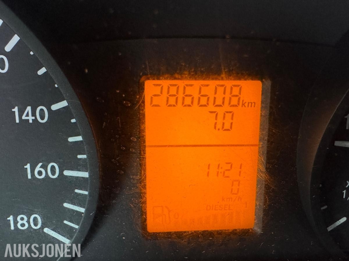 2016 Mercedes-Benz Sprinter 316 CDI/43 skapbil med bakløfter / EU-ok / 286608km
