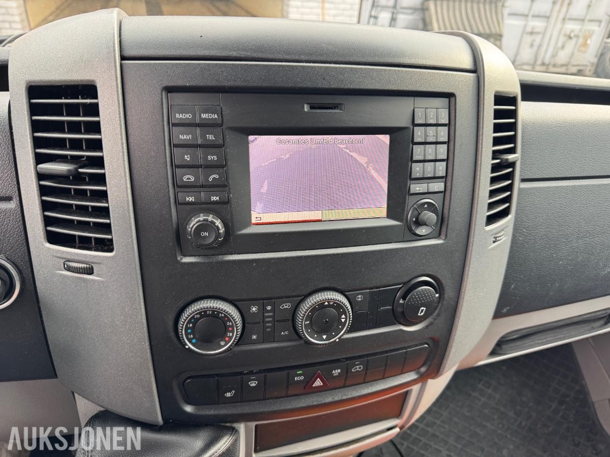 2016 Mercedes-Benz Sprinter 316 CDI/43 skapbil med bakløfter / EU-ok / 286608km