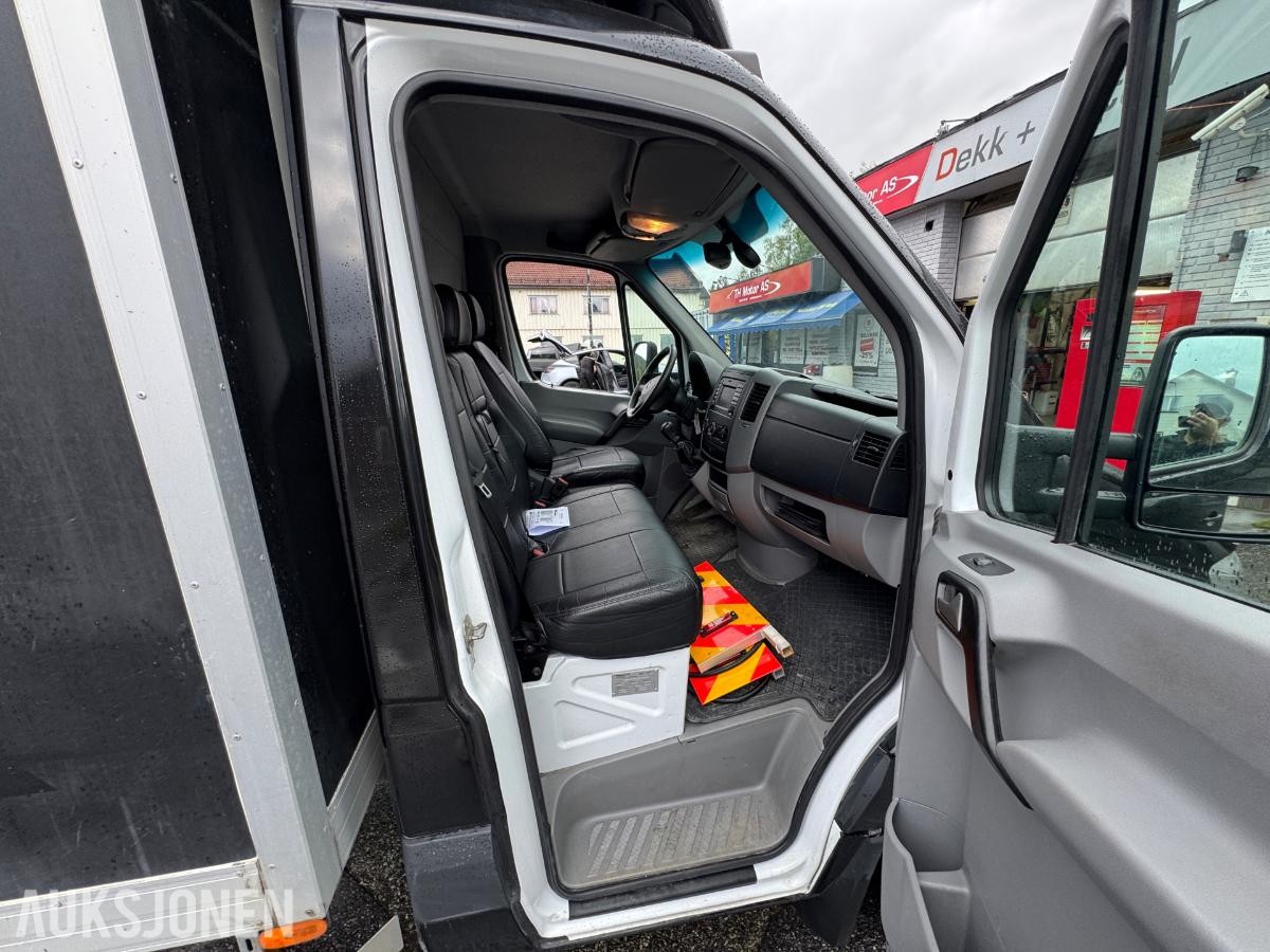 2016 Mercedes-Benz Sprinter 316 CDI/43 skapbil med bakløfter / EU-ok / 286608km