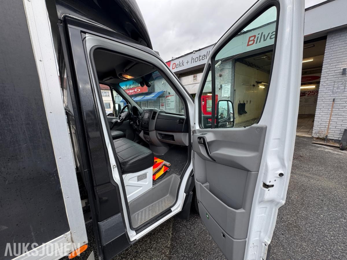 2016 Mercedes-Benz Sprinter 316 CDI/43 skapbil med bakløfter / EU-ok / 286608km