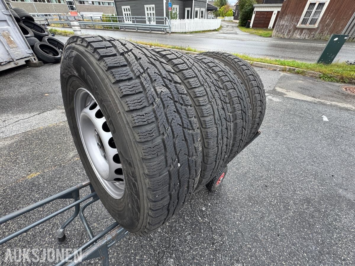 2016 Mercedes-Benz Sprinter 316 CDI/43 skapbil med bakløfter / EU-ok / 286608km