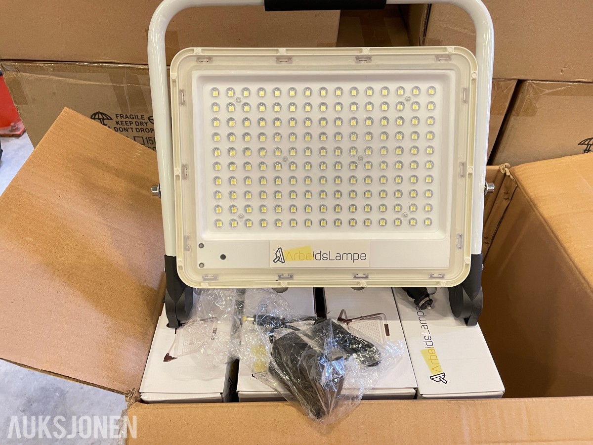 2024 Inncon 200W Arbeidslampe 149 stk