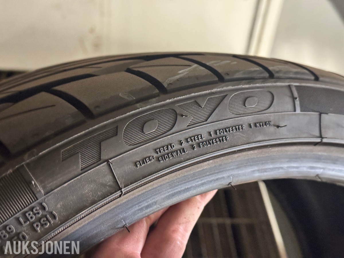 NYTT - 4 Stk. Toyo Proxes 235/35 R20 Sommerdekk