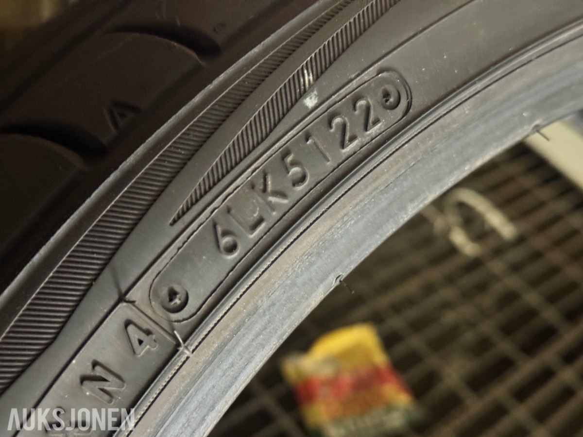 NYTT - 4 Stk. Toyo Proxes 235/35 R20 Sommerdekk