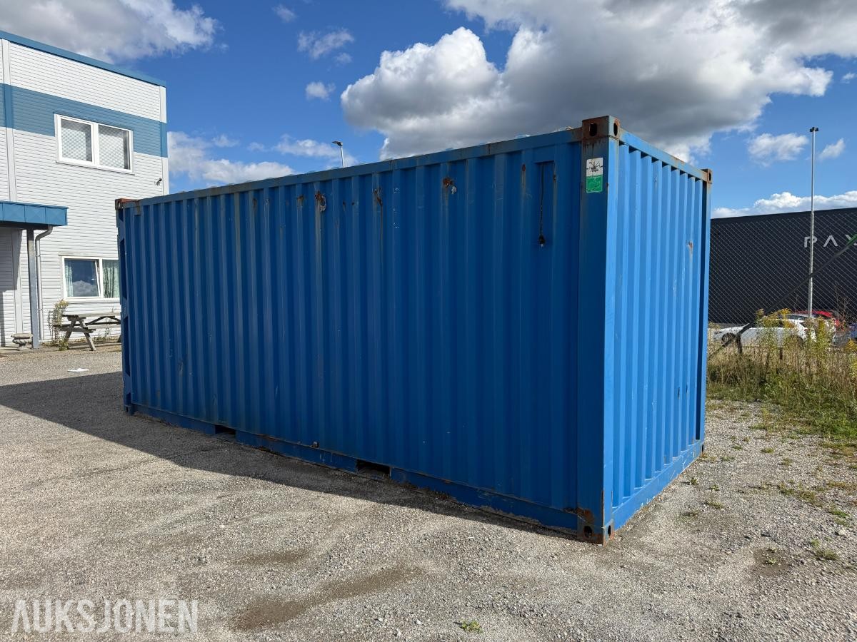 20 fots container med diverse overskuddsmateriell fra kommunalt V/A-anlegg.
