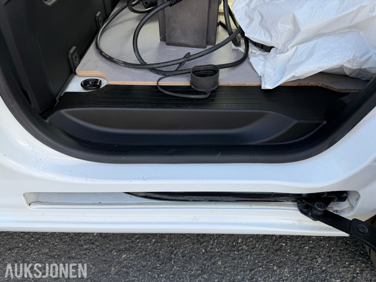 2022 RENAULT KANGOO E-TECH ELECTRIC L1 3-SETER 2X SKYVEDØRER