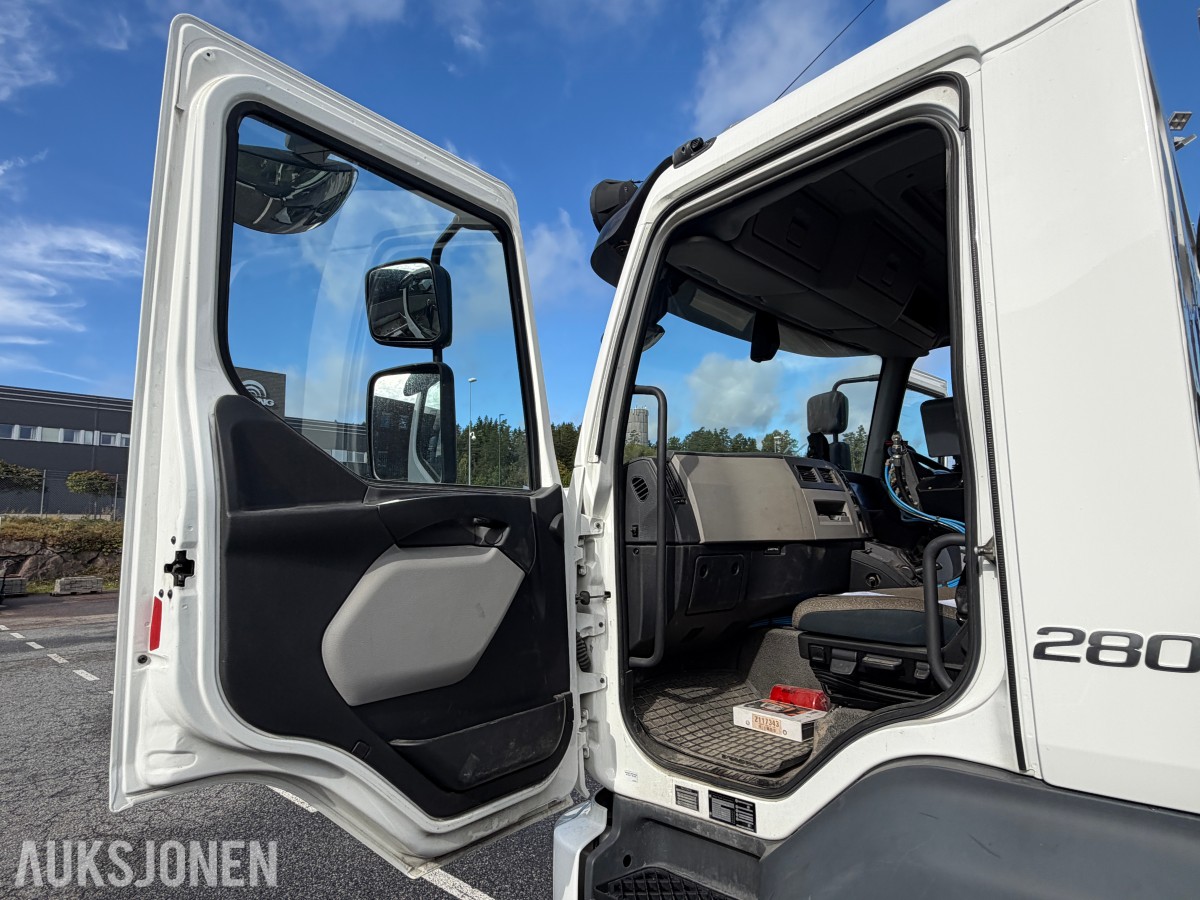 2018 Volvo FL 280 4x2 feiebil - 6 m³ påbygg - 69 250 km - Euro 6T - to sidekoster
