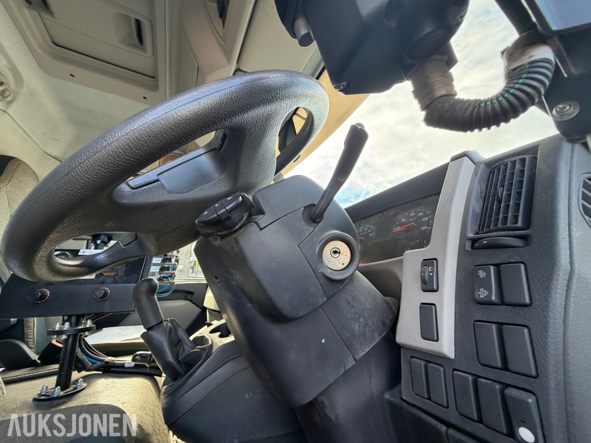 2018 Volvo FL 280 4x2 feiebil - 6 m³ påbygg - 69 250 km - Euro 6T - to sidekoster