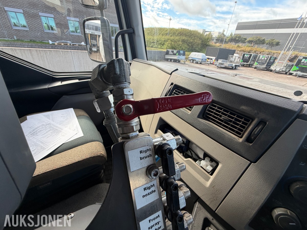 2018 Volvo FL 280 4x2 feiebil - 6 m³ påbygg - 69 250 km - Euro 6T - to sidekoster