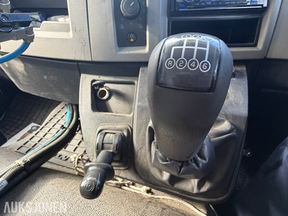 2018 Volvo FL 280 4x2 feiebil - 6 m³ påbygg - 69 250 km - Euro 6T - to sidekoster