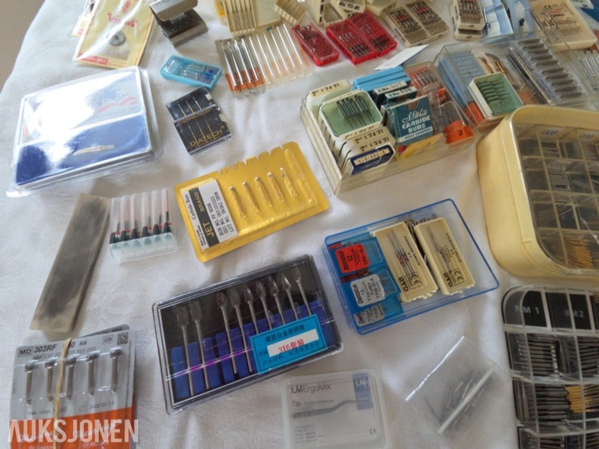 Stort parti dentalbor, endodontiske instrumenter og tannlegeutstyr