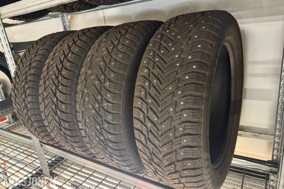 NYTT - 4 Stk. Nokian Hakkapeliitta 10 SUV 215/55 R18 Vinterdekk m/ pigg
