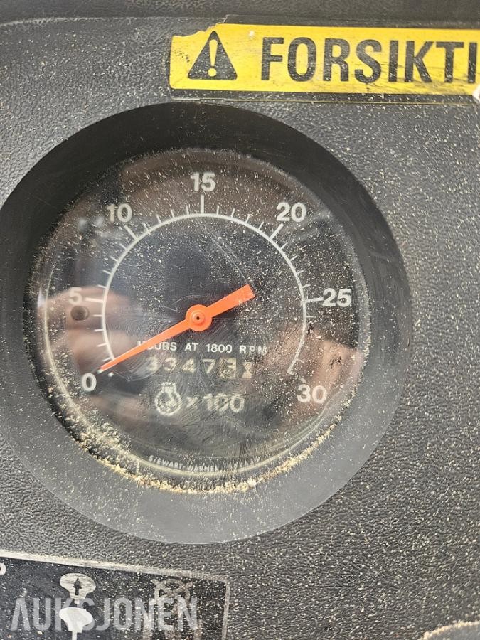 1981 International 585 XL 2WD