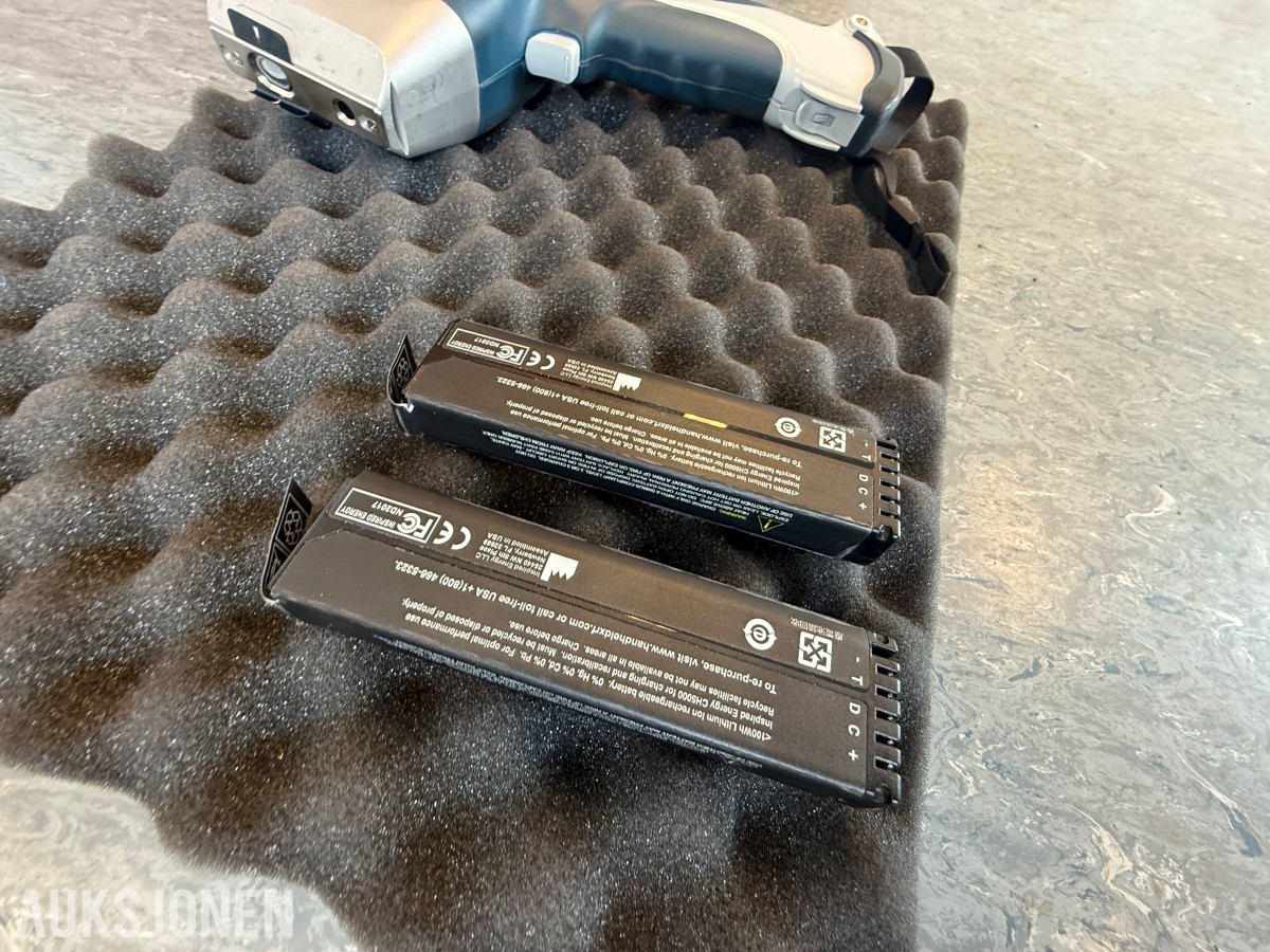 2021 Titan Tracer Material Indikator