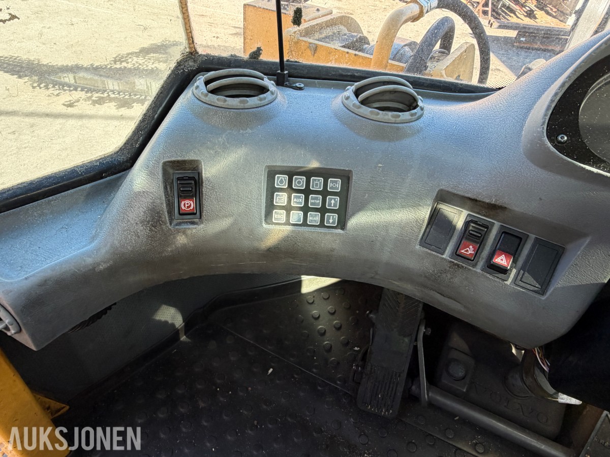 2006 Volvo L150E hjullaster – Sertifisert - 40 891 timer – Tamtron vekt – ryggekamera – hurtigfeste