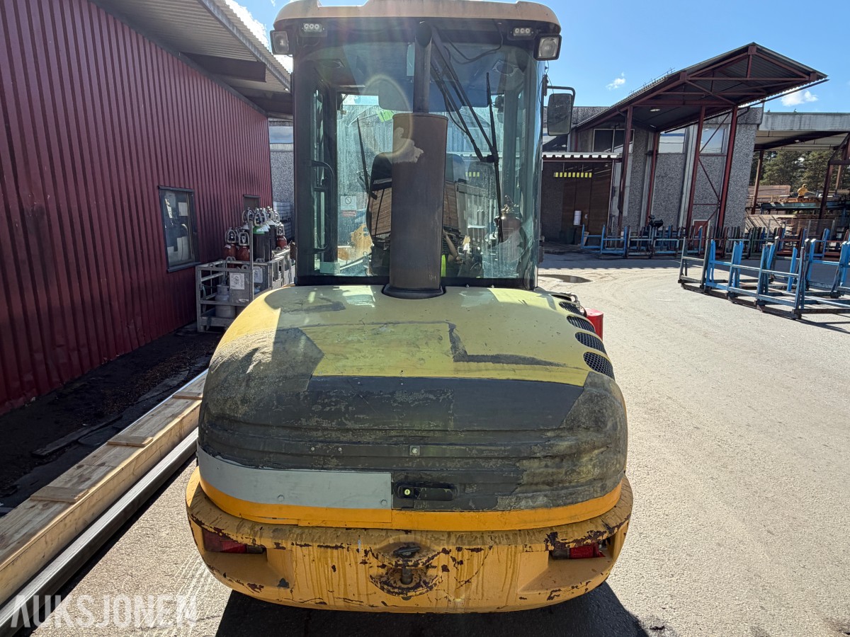 2002 Volvo L35 hjullaster / 15 634 timer / Med skuffe / Sertifisert