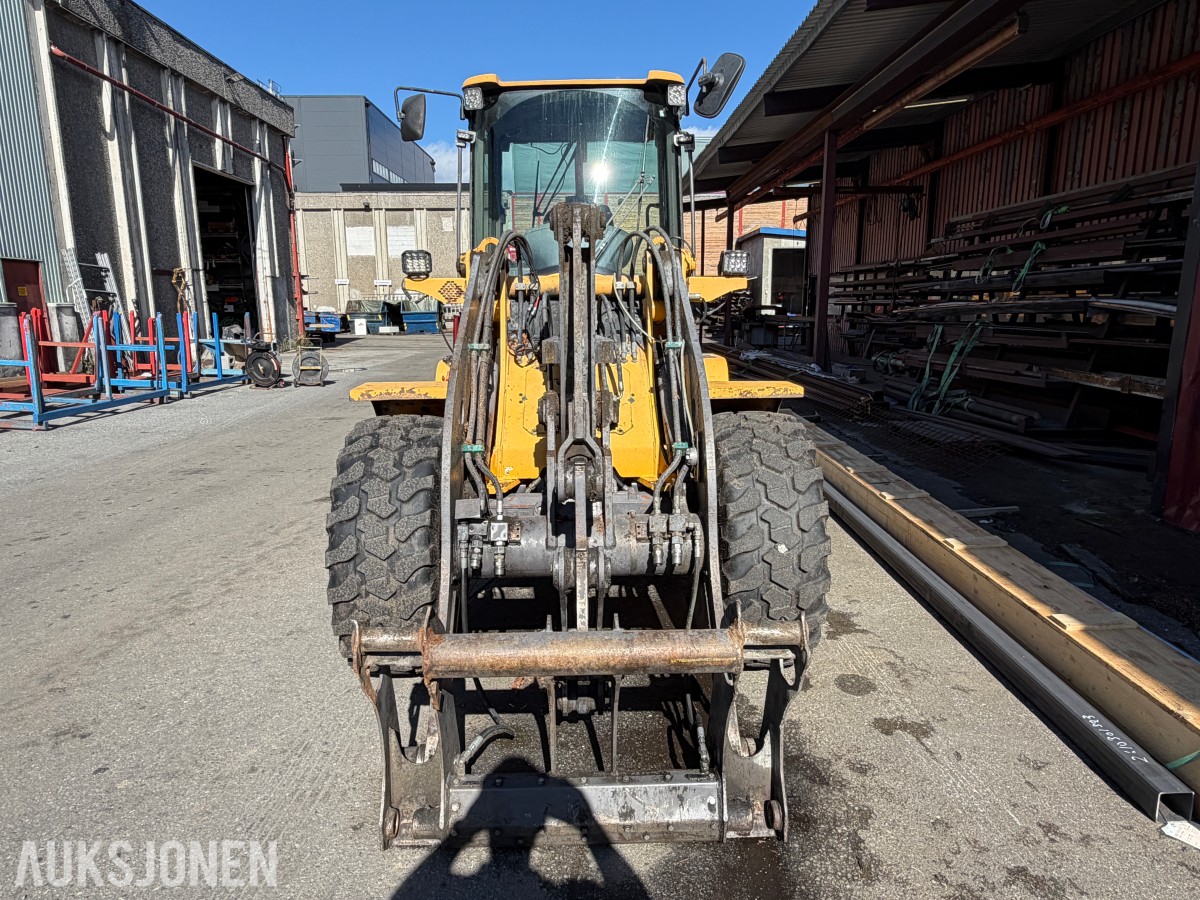 2002 Volvo L35 hjullaster / 15 634 timer / Med skuffe / Sertifisert