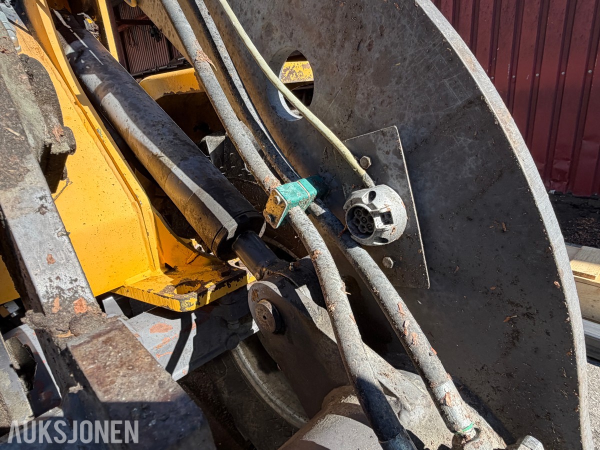 2002 Volvo L35 hjullaster / 15 634 timer / Med skuffe / Sertifisert