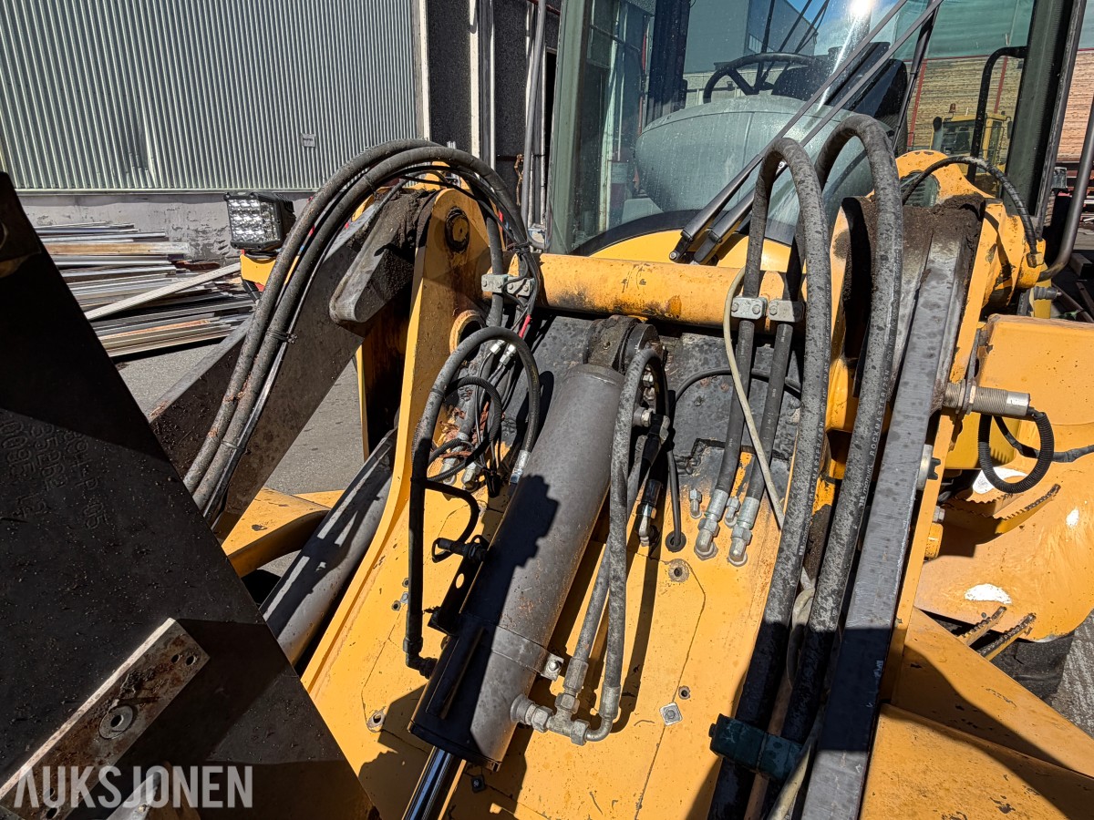 2002 Volvo L35 hjullaster / 15 634 timer / Med skuffe / Sertifisert