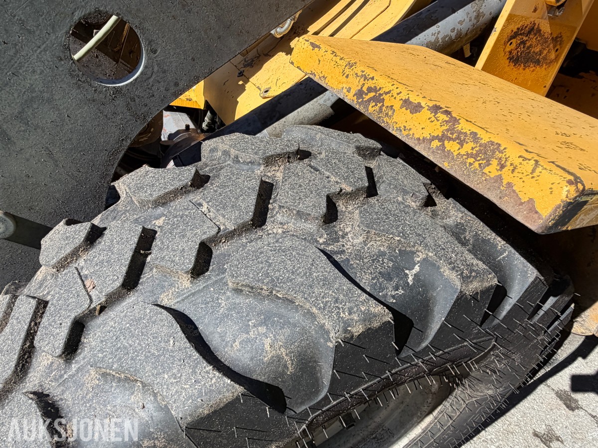 2002 Volvo L35 hjullaster / 15 634 timer / Med skuffe / Sertifisert