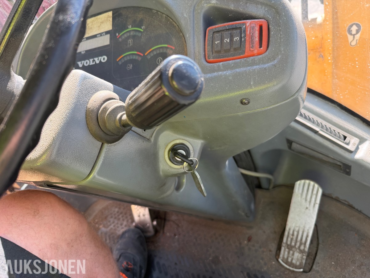 2002 Volvo L35 hjullaster / 15 634 timer / Med skuffe / Sertifisert