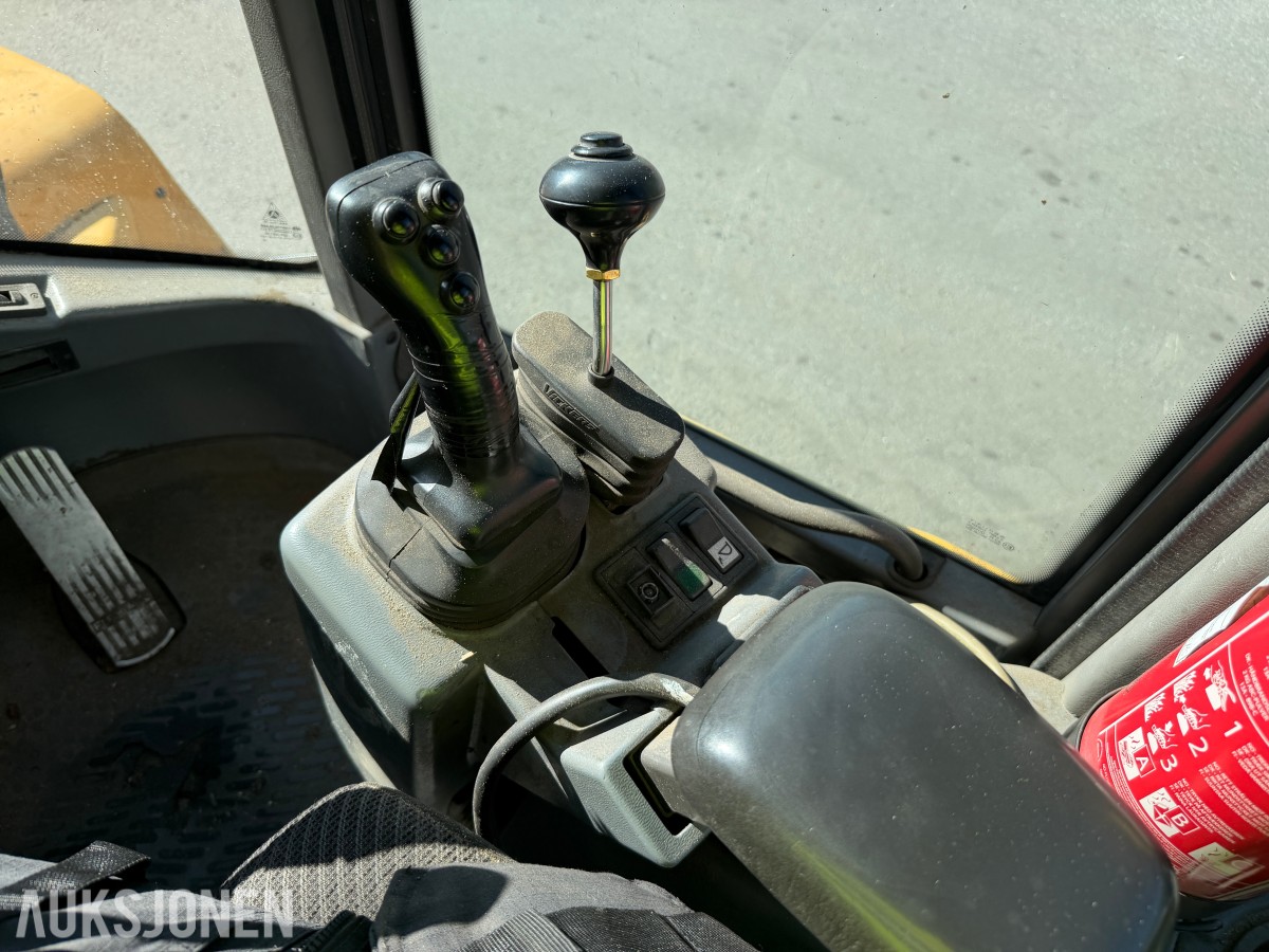 2002 Volvo L35 hjullaster / 15 634 timer / Med skuffe / Sertifisert
