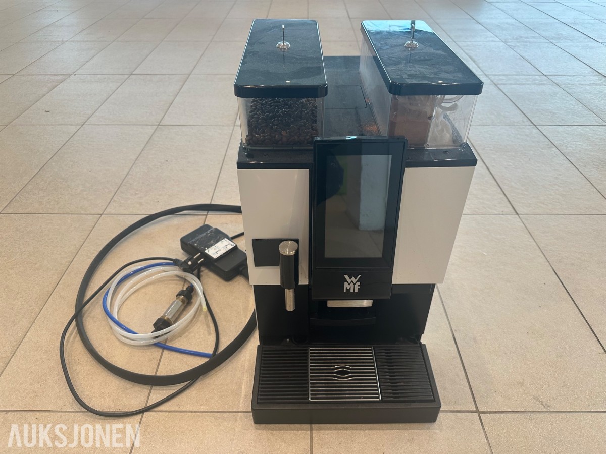 2024 WFM 1100S Kaffemaskin helautomatisk modell med tilkoblinger