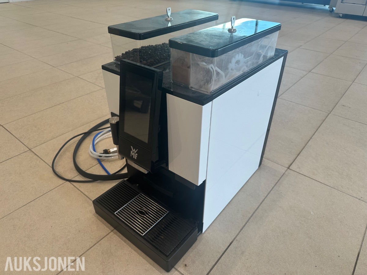 2024 WFM 1100S Kaffemaskin helautomatisk modell med tilkoblinger