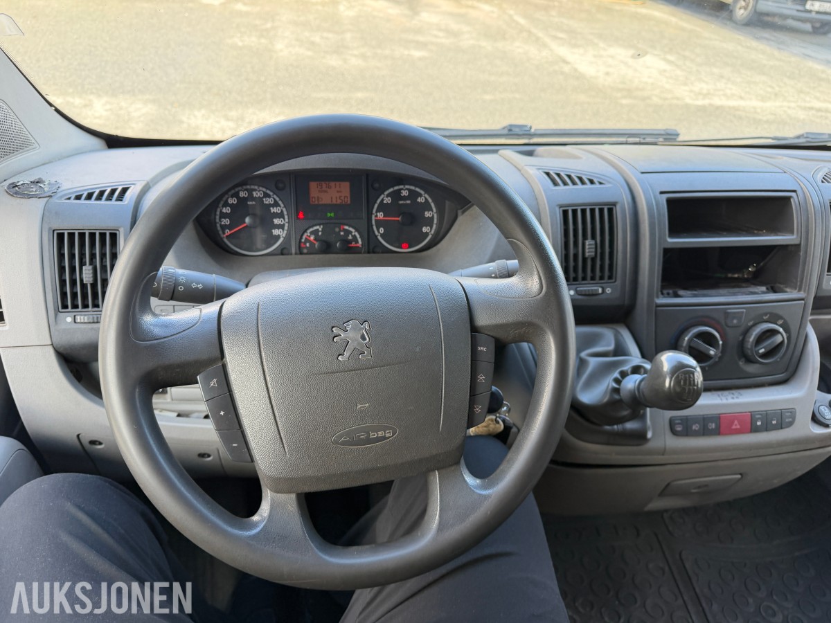 2010 2010 PEUGEOT BOXER 2.2-120 - HENGERFESTE
