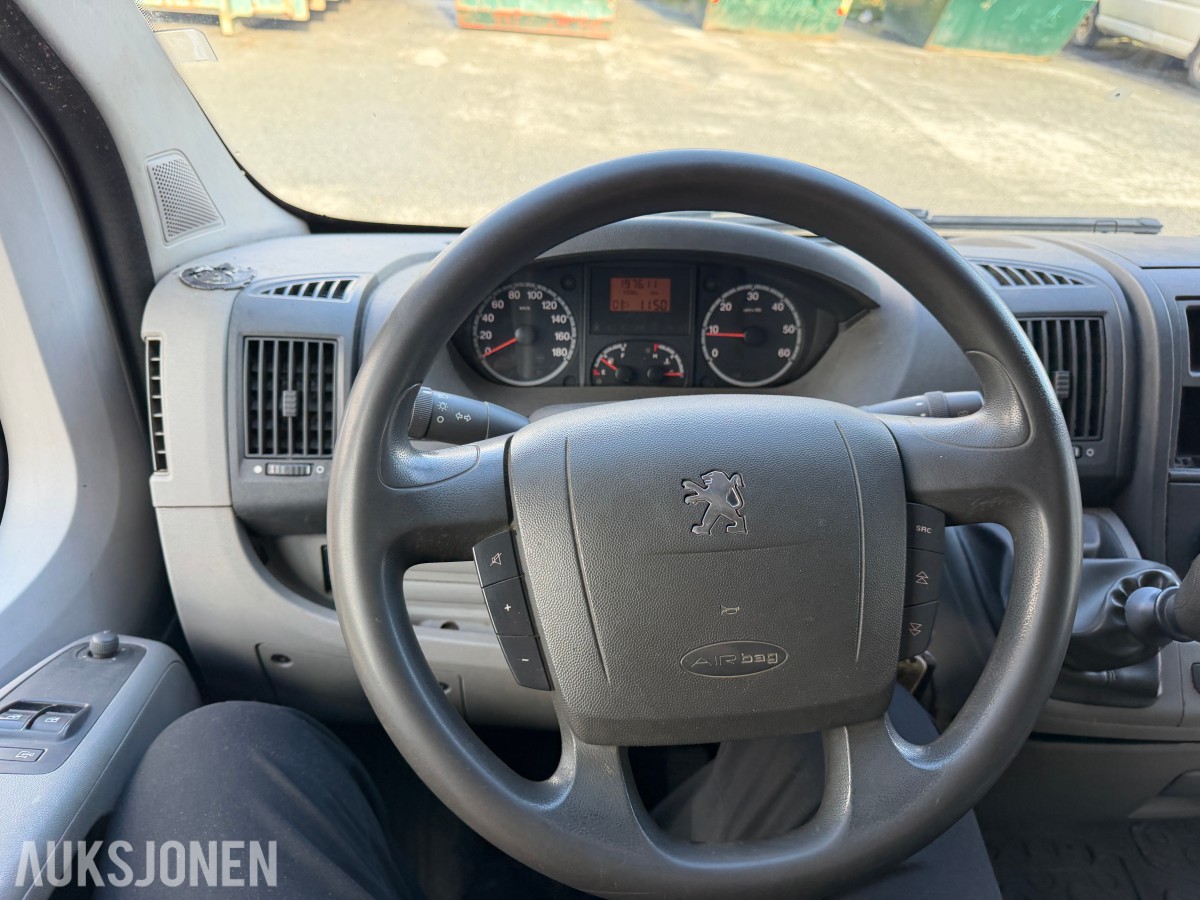 2010 2010 PEUGEOT BOXER 2.2-120 - HENGERFESTE